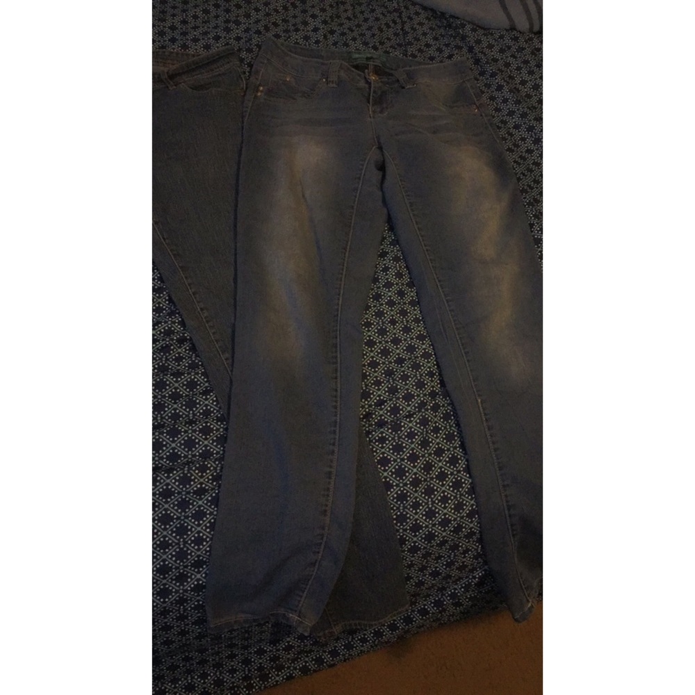 2 skinny jeans size 9
